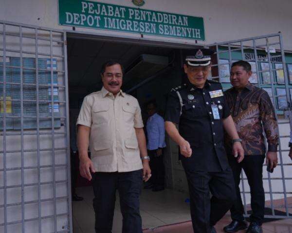 Menteri Imipas Pastikan Percepatan Pemulangan 46 PMI Bermasalah dari Malaysia Menteri Imipas Pastikan Percepatan Pemulangan 46 PMI Bermasalah dari Malaysia