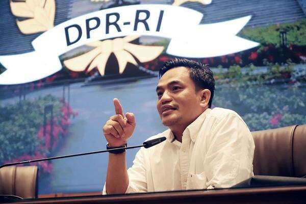 Masinis KA Argo Bromo Anggrek Tersangka, Pengamat Dorong Penyidik Juga Periksa DJKA Masinis KA Argo Bromo Anggrek Tersangka, Pengamat Dorong Penyidik Juga Periksa DJKA