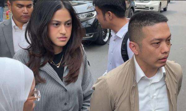 Asila Maisa Kariernya Terancam akibat Difitnah Selingkuhan Rizky Billar: Ganggu Banget! Asila Maisa Kariernya Terancam akibat Difitnah Selingkuhan Rizky Billar: Ganggu Banget!