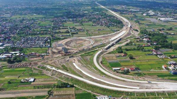 Progres Tol Yogyakarta-Bawen Seksi 6 Tembus 98,68 Persen, Ditargetkan Beroperasi Akhir Tahun Ini Progres Tol Yogyakarta-Bawen Seksi 6 Tembus 98,68 Persen, Ditargetkan Beroperasi Akhir Tahun Ini
