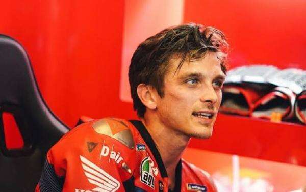 Resmi! Adik Valentino Rossi Tinggalkan Honda, Gabung Tech3 Mulai 2027 Resmi! Adik Valentino Rossi Tinggalkan Honda, Gabung Tech3 Mulai 2027