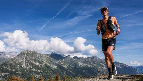 Jim Walmsley Ungkap Persiapan Hadapi UTMB 2026: Sepatu hingga Tidur Jadi Faktor Krusial Jim Walmsley Ungkap Persiapan Hadapi UTMB 2026: Sepatu hingga Tidur Jadi Faktor Krusial