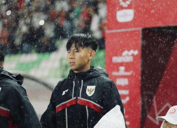 Bintang Muda Persija Jakarta Bahagia PSSI Bakal Cabut Larangan Suporter Tandang di Super League 2026-2027 Bintang Muda Persija Jakarta Bahagia PSSI Bakal Cabut Larangan Suporter Tandang di Super League 2026-2027