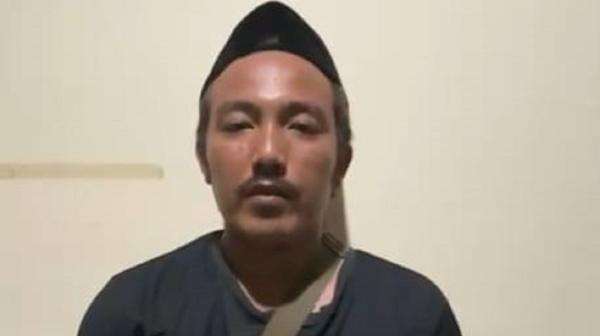 Aji Cahyono yang Bawa Golok saat Bubarkan Ibadah Gereja GKPI di Tangerang Jadi Tersangka Aji Cahyono yang Bawa Golok saat Bubarkan Ibadah Gereja GKPI di Tangerang Jadi Tersangka