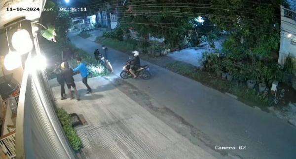 Buru Gerombolan Anak Muda Bermotor yang Keroyok Pemuda di Jombang, Polisi Periksa CCTV Buru Gerombolan Anak Muda Bermotor yang Keroyok Pemuda di Jombang, Polisi Periksa CCTV