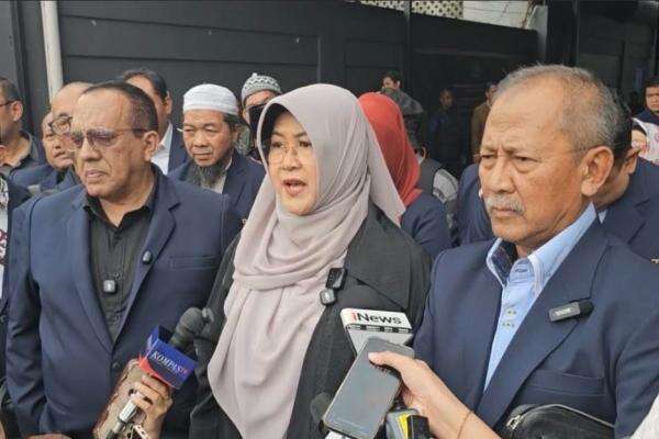 Praperadilan Jilid I Tidak Diterima PN Jaksel, Dokter Tifa: Masih Ada Praperadilan Jilid II Praperadilan Jilid I Tidak Diterima PN Jaksel, Dokter Tifa: Masih Ada Praperadilan Jilid II