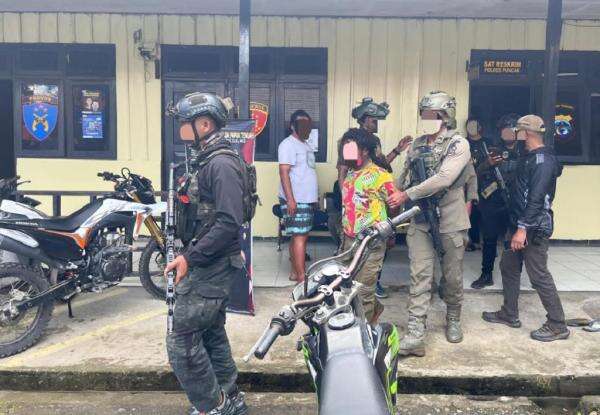 Anggota KKB Penembak Karyawan Freeport Terancam Hukuman Mati, Ini Identitasnya Anggota KKB Penembak Karyawan Freeport Terancam Hukuman Mati, Ini Identitasnya