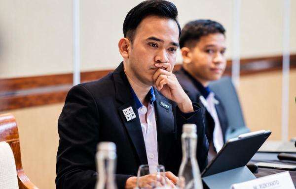 Ruben Onsu Tanggapi Aduan Sarwendah, Minta Komnas PA Fokus pada Isu Besar Ruben Onsu Tanggapi Aduan Sarwendah, Minta Komnas PA Fokus pada Isu Besar
