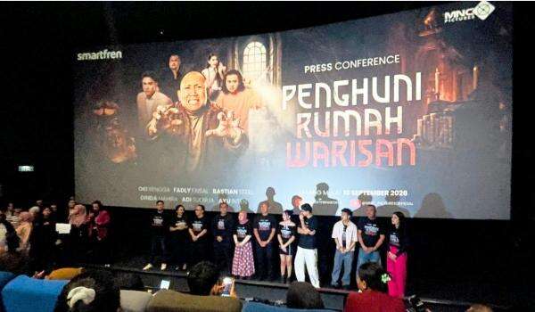 MNC Pictures dan Smartfren Rilis Web Series Penghuni Rumah Warisan, Sajikan Horor Komedi Penuh Kejutan MNC Pictures dan Smartfren Rilis Web Series Penghuni Rumah Warisan, Sajikan Horor Komedi Penuh Kejutan
