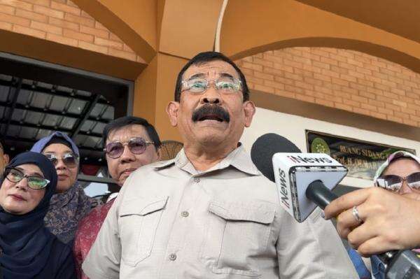 Eks Danjen Kopassus Sindir Kasus Roy Suryo-Tifa Dagelan Hukum hingga Permainan Kotor Eks Danjen Kopassus Sindir Kasus Roy Suryo-Tifa Dagelan Hukum hingga Permainan Kotor