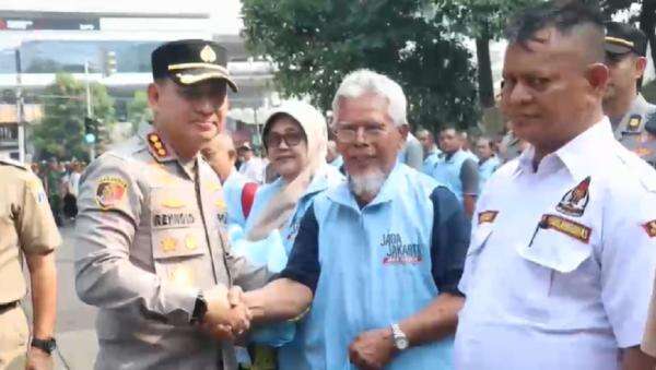 Polri-TNI dan Pemkot Jakpus Gelar Apel Jaga Warga, Ajak Cegah Gangguan Keamanan Sejak Dini Polri-TNI dan Pemkot Jakpus Gelar Apel Jaga Warga, Ajak Cegah Gangguan Keamanan Sejak Dini
