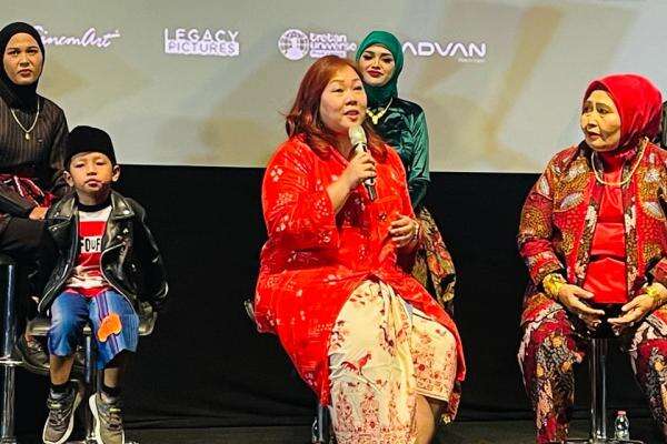 Inayah Wahid Debut di Film Foufo, Sempat Mengira Judulnya Fufufafa Inayah Wahid Debut di Film Foufo, Sempat Mengira Judulnya Fufufafa