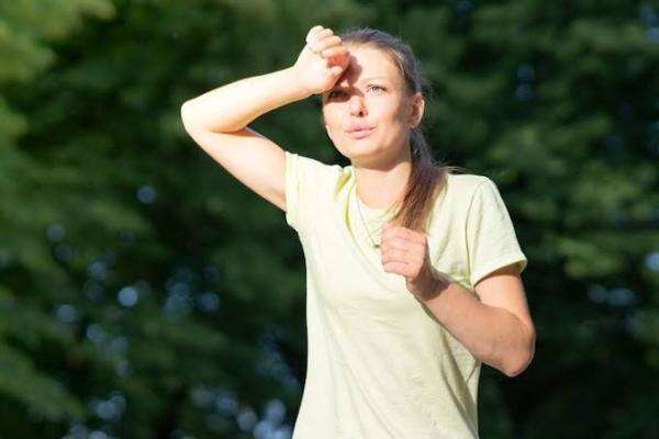 Lari Pagi saat Cuaca Adem Tetap Bisa Picu Heatstroke, Kenali Gejala Awalnya Lari Pagi saat Cuaca Adem Tetap Bisa Picu Heatstroke, Kenali Gejala Awalnya