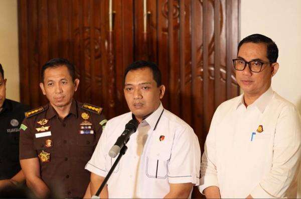 Polisi Ingatkan Netizen Jangan Sebar Konten Lama Pancing Demo Ricuh, Bisa Berujung Pidana Polisi Ingatkan Netizen Jangan Sebar Konten Lama Pancing Demo Ricuh, Bisa Berujung Pidana