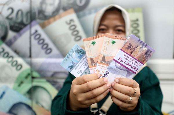 Rupiah Sepekan Perkasa, Naik 0,69 Persen ke Rp17.897 per USD Rupiah Sepekan Perkasa, Naik 0,69 Persen ke Rp17.897 per USD