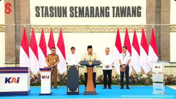 Resmikan Revitalisasi Stasiun Semarang Tawang, Prabowo: Kita Jaga Memori Perjalanan Sejarah Resmikan Revitalisasi Stasiun Semarang Tawang, Prabowo: Kita Jaga Memori Perjalanan Sejarah