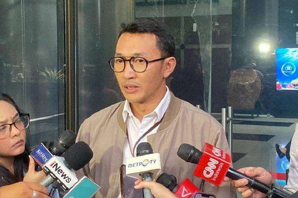 KPK OTT Rektor Unsoed, Tangkap 14 Orang di Purwokerto dan Jakarta KPK OTT Rektor Unsoed, Tangkap 14 Orang di Purwokerto dan Jakarta