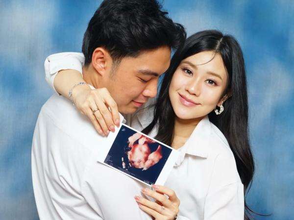 Jessica Jane Hamil Anak Pertama, Ternyata Sudah 17 Minggu! Jessica Jane Hamil Anak Pertama, Ternyata Sudah 17 Minggu!