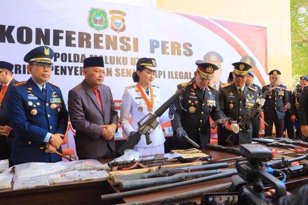 HUT Ke-81 RI, Polda Malut Amankan Senpi Ilegal dan Ratusan Amunisi HUT Ke-81 RI, Polda Malut Amankan Senpi Ilegal dan Ratusan Amunisi