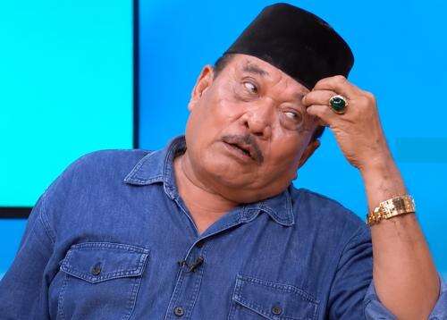 Haji Bolot Pulang dari Rumah Sakit, Hal Pertama yang Dicari Bukan Obat tapi Kopi! Haji Bolot Pulang dari Rumah Sakit, Hal Pertama yang Dicari Bukan Obat tapi Kopi!