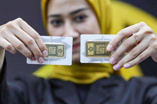 Harga Emas Antam (ANTM) Turun Lagi Hari Ini, Dijual Rp2.650.000 per Gram Harga Emas Antam (ANTM) Turun Lagi Hari Ini, Dijual Rp2.650.000 per Gram