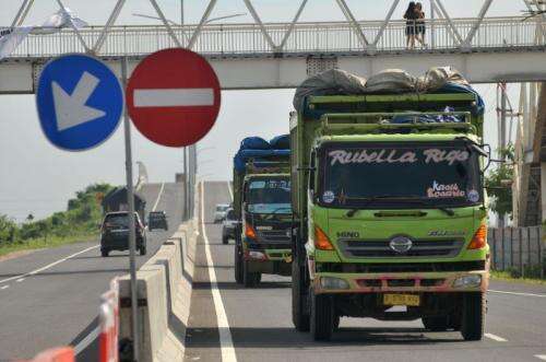 Zero ODOL 2027, Distribusi Barang Diarahkan ke Kereta dan Kapal Laut Zero ODOL 2027, Distribusi Barang Diarahkan ke Kereta dan Kapal Laut
