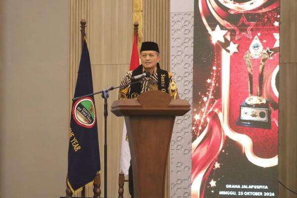 Terima Santri Dhyaksa Inspiratif 2026, Jamwas Rudi Margono: Jaga Kedekatan pada Tuhan Terima Santri Dhyaksa Inspiratif 2026, Jamwas Rudi Margono: Jaga Kedekatan pada Tuhan