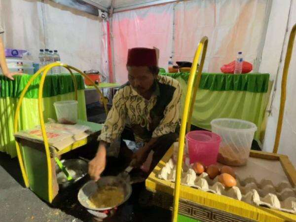 Menjelajah Glodok Malam Hari, Jakarta Night Market Suguhkan Kuliner dan Hiburan Seru! Menjelajah Glodok Malam Hari, Jakarta Night Market Suguhkan Kuliner dan Hiburan Seru!