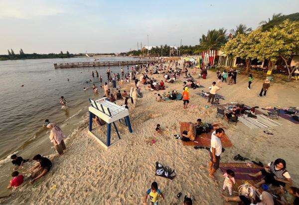 Hore! Warga Ber-KTP Jakarta Gratis Masuk Ancol 22, 27 dan 28 Juni Hore! Warga Ber-KTP Jakarta Gratis Masuk Ancol 22, 27 dan 28 Juni
