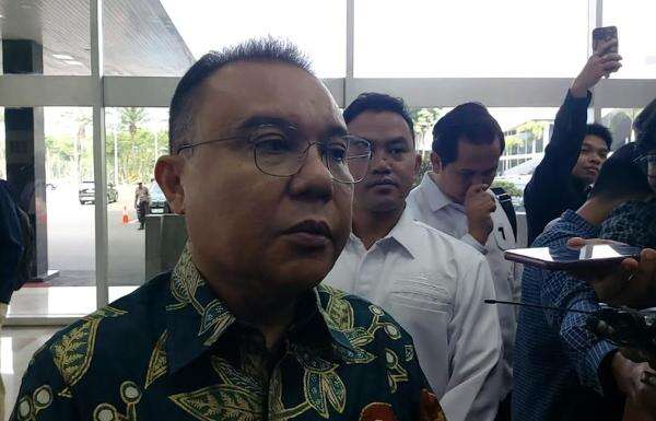 Dasco Buka Suara soal Postingan Ucapan Ultah untuk Nadiem Makariem Dasco Buka Suara soal Postingan Ucapan Ultah untuk Nadiem Makariem