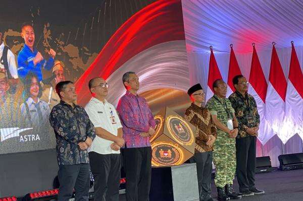 Korps Kadet Resmi Jadi Ekskul Baru SMA, Siswa Tak Berarti Harus Jadi Prajurit Korps Kadet Resmi Jadi Ekskul Baru SMA, Siswa Tak Berarti Harus Jadi Prajurit