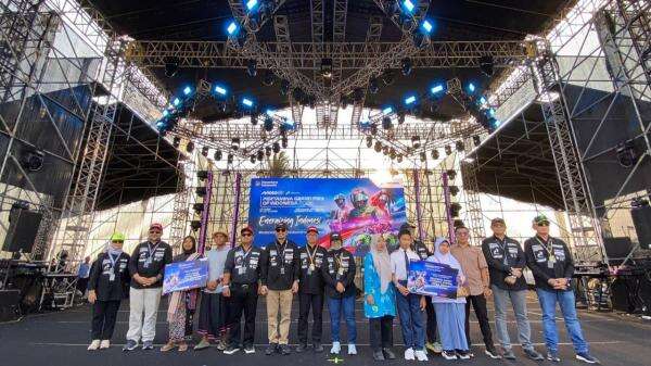 Pertamina Foundation Dampingi Siswa Netra Kuasai Teknologi Digital Pertamina Foundation Dampingi Siswa Netra Kuasai Teknologi Digital