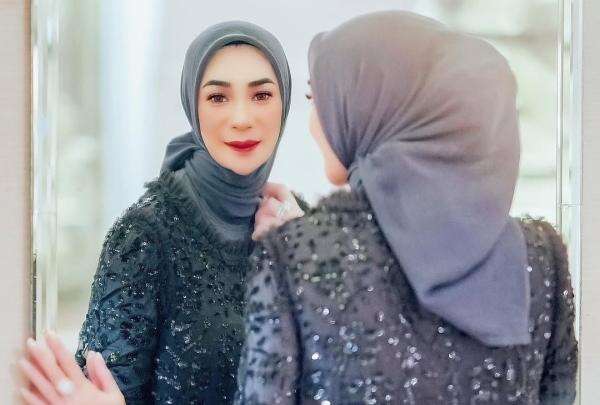 Kasus Naik Sidik, Erin Wartia Bakal Diperiksa Buntut Dugaan Penganiayaan ART Kasus Naik Sidik, Erin Wartia Bakal Diperiksa Buntut Dugaan Penganiayaan ART
