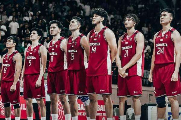 Timnas Basket Putra Indonesia Tancap Gas ke Asian Games 2026, 12 Pemain Masih Jadi Misteri Timnas Basket Putra Indonesia Tancap Gas ke Asian Games 2026, 12 Pemain Masih Jadi Misteri