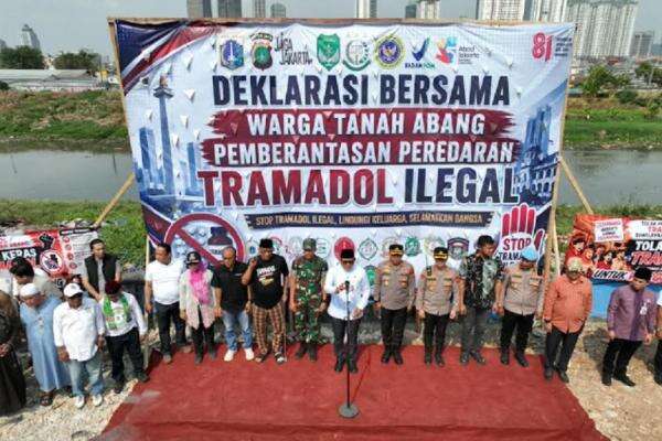 Tanah Abang Deklarasi Berantas Tramadol Ilegal, DPRD DKI Ingatkan Bahaya bagi Remaja Tanah Abang Deklarasi Berantas Tramadol Ilegal, DPRD DKI Ingatkan Bahaya bagi Remaja