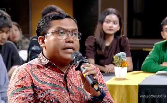 Wacana Hak Angket Ijazah Gibran, Pangi: Umpan Lambung Sudah di DPR Wacana Hak Angket Ijazah Gibran, Pangi: Umpan Lambung Sudah di DPR