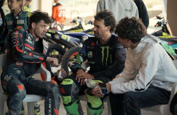 5 Pembalap Senior yang Berpotensi Didepak dari MotoGP 2027 Imbas Regulasi 850cc, Nomor 1 Murid Valentino Rossi! 5 Pembalap Senior yang Berpotensi Didepak dari MotoGP 2027 Imbas Regulasi 850cc, Nomor 1 Murid Valentino Rossi!