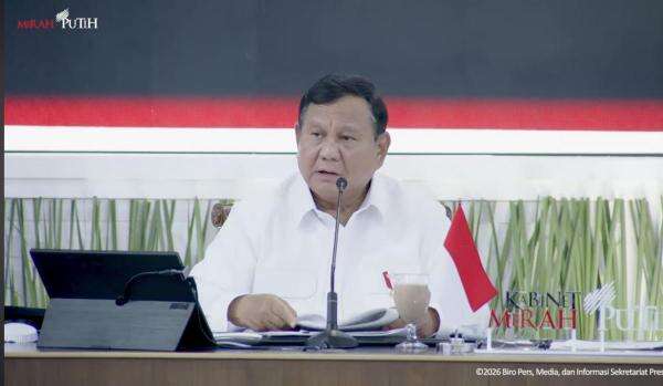 Prabowo Tindak Tegas Pelaku Penyelewengan Program MBG: Jangan Ragu-ragu untuk Pecat Prabowo Tindak Tegas Pelaku Penyelewengan Program MBG: Jangan Ragu-ragu untuk Pecat