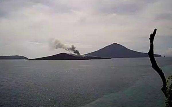 Aktivitas Erupsi Gunung Anak Krakatau Mulai Meluruh, Frekuensi Diprediksi Terus Menurun Aktivitas Erupsi Gunung Anak Krakatau Mulai Meluruh, Frekuensi Diprediksi Terus Menurun