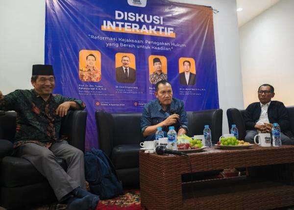 Dorong Reformasi Kejaksaan, Pakar Hukum Minta Kasus Eks Jampidsus Diusut Tuntas Dorong Reformasi Kejaksaan, Pakar Hukum Minta Kasus Eks Jampidsus Diusut Tuntas