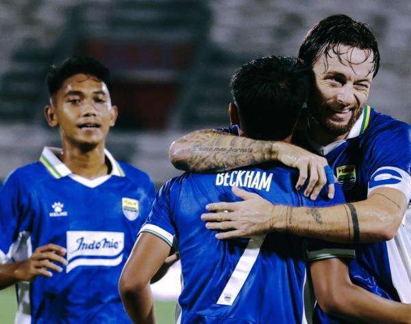 Bantai Sabah FC 3-0, Marc Klok Tegaskan Persib Bandung Masih Berproses Bangun Tim Bantai Sabah FC 3-0, Marc Klok Tegaskan Persib Bandung Masih Berproses Bangun Tim