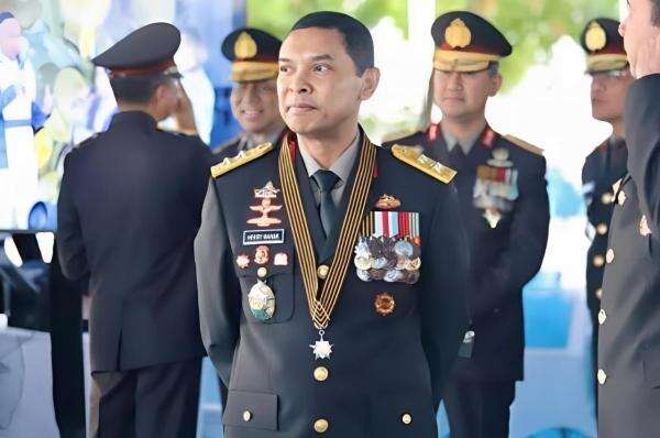 Mutasi Polri, Jenderal Adhi Makayasa 1990 Pamit Tinggalkan Trunojoyo Mutasi Polri, Jenderal Adhi Makayasa 1990 Pamit Tinggalkan Trunojoyo
