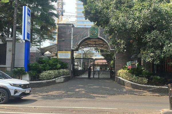 Intip Situasi di Kejagung Usai Eks Jampidsus Febrie Jadi Tersangka Intip Situasi di Kejagung Usai Eks Jampidsus Febrie Jadi Tersangka