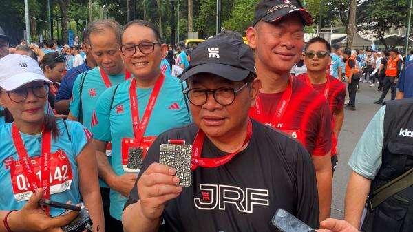 Pramono Anung Gagal Cetak Rekor Pribadi saat Lari 10K di JRF 2026, Finis 1 Jam 49 Menit! Pramono Anung Gagal Cetak Rekor Pribadi saat Lari 10K di JRF 2026, Finis 1 Jam 49 Menit!