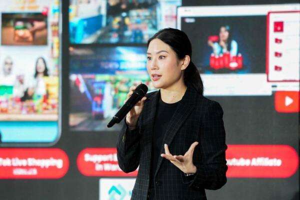 Angela Tanoesoedibjo Ungkap Kunci Media Bisa Bertahan Hadapi Era AI dan Disrupsi Teknologi Angela Tanoesoedibjo Ungkap Kunci Media Bisa Bertahan Hadapi Era AI dan Disrupsi Teknologi