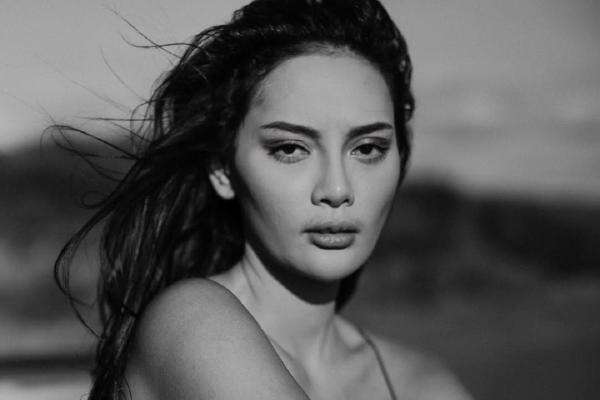Segini Tarif Fantastis Endorse Erika Carlina, Bisa Langsung Beli Apartemen Mewah Segini Tarif Fantastis Endorse Erika Carlina, Bisa Langsung Beli Apartemen Mewah