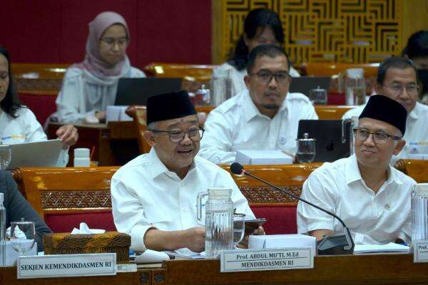Anggaran Kemendikdasmen 2027 Naik Jadi Rp89,1 Triliun, Ini Rinciannya Anggaran Kemendikdasmen 2027 Naik Jadi Rp89,1 Triliun, Ini Rinciannya