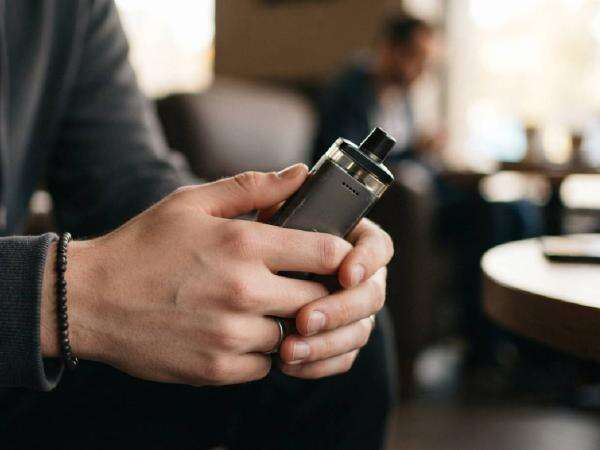 Kok Bisa Vape Tingkatkan Risiko Diabetes? Ini Penjelasan Medisnya Kok Bisa Vape Tingkatkan Risiko Diabetes? Ini Penjelasan Medisnya