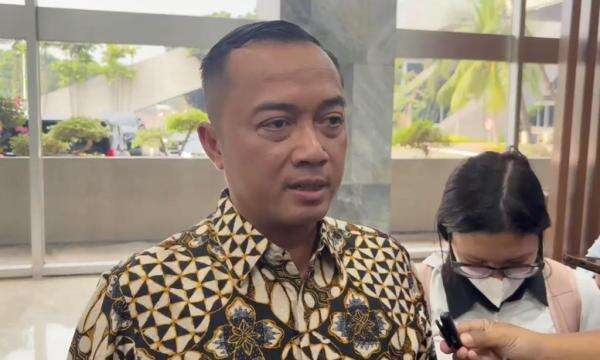 Mensesneg Pastikan Menkeu dan Gubernur BI Tak Diganti: Justru Harus Kita Perkuat Mensesneg Pastikan Menkeu dan Gubernur BI Tak Diganti: Justru Harus Kita Perkuat