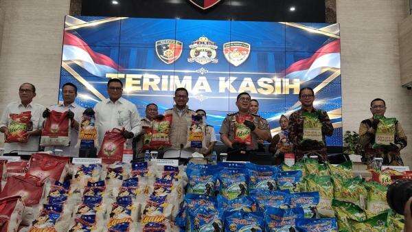 Bareskrim Polri Sita 6,4 Ton Beras Fortifikasi, 5 Merek Tak Sesuai Label Bareskrim Polri Sita 6,4 Ton Beras Fortifikasi, 5 Merek Tak Sesuai Label
